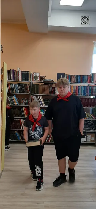 Библиотечный урок  «Словари – твои друзья»