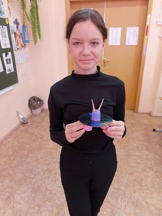 Ангелина и тарелка