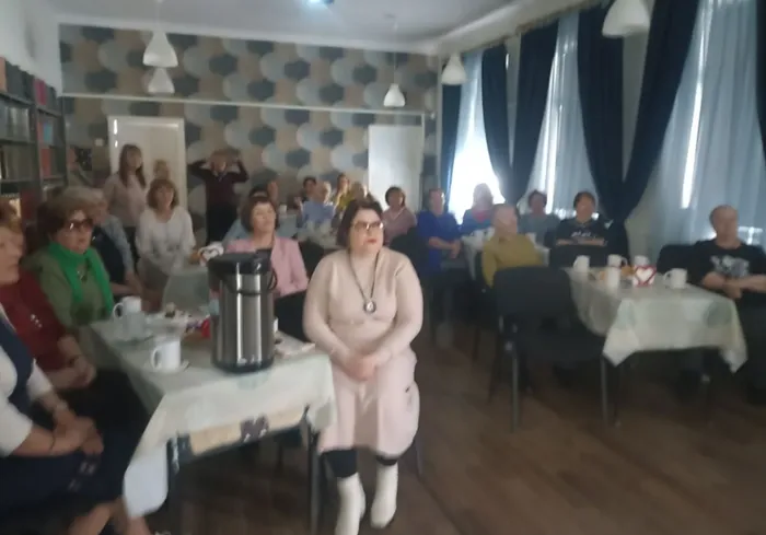 Вечер-караоке «Дарите женщинам цветы» в Центральной городской библиотеке им. А.Н. Арцибашева