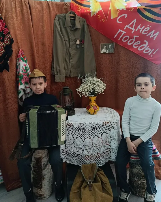 Фотозона, посвященная Дню Победы в Библиотеке п. Черемухово