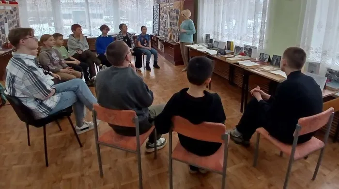 Урок мужества «И книга тоже воевала» в Библиотеке п. Черемухово