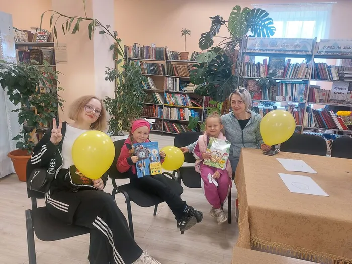 Культурно - развлекательная программа  «День семейного общения» в Библиотеке п. Калья