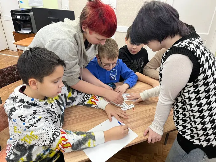 интеллектуальную игру под названием "Главный закон нашей жизни" в Библиотеке п. Черемухово.