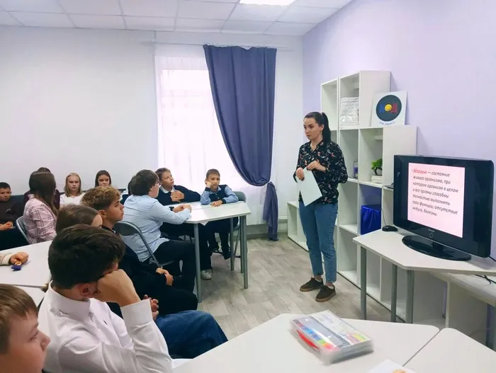 ​ «Модно быть здоровым»: в Библиотеке для детей и молодежи поговорили о питании, сне и вреде фастфуда  ​
