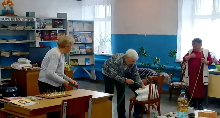 Тёплая встреча  "Праздник мудрости и доброты" в Библиотеке пос. Покровск-Уральский