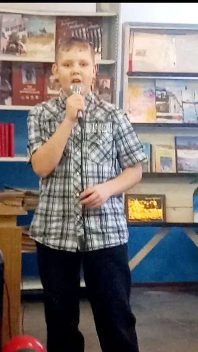 Концерт, посвящённый Дню матери прошел в Библиотеке п. Покровск - Уральский