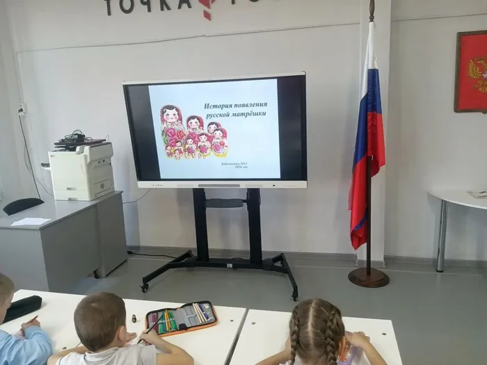 Фольклорный час «Матрёшкины забавы» в Библиотеке п. Третий Северный