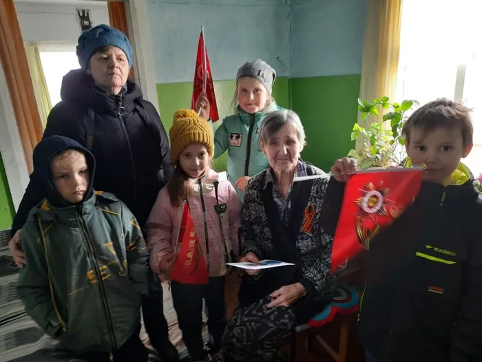 Акция «Георгиевская лента» празднику Победы в посёлке Сосьва