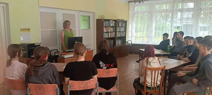 «Труд — право или обязанность» в Библиотеке п. Черемухово