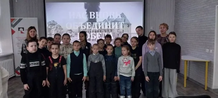 Громкие чтения "Нас вновь объединит победа" в Центральной городской библиотеке имени А. Н. Арцибашева