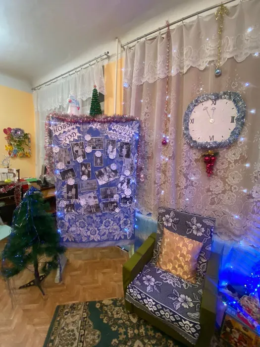 Библиотека семейного чтения п. Калья:&nbsp; новогодняя фотозона&nbsp;«Новогодние вытыканки» – волшебные узоры»