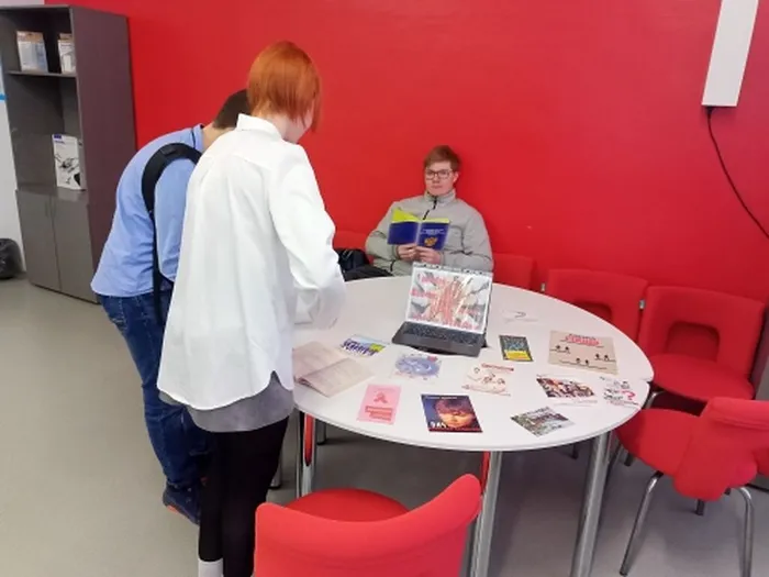 обзор у выставки