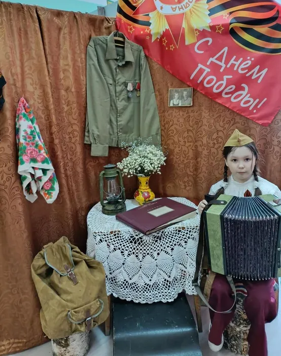 Фотозона, посвященная Дню Победы в Библиотеке п. Черемухово