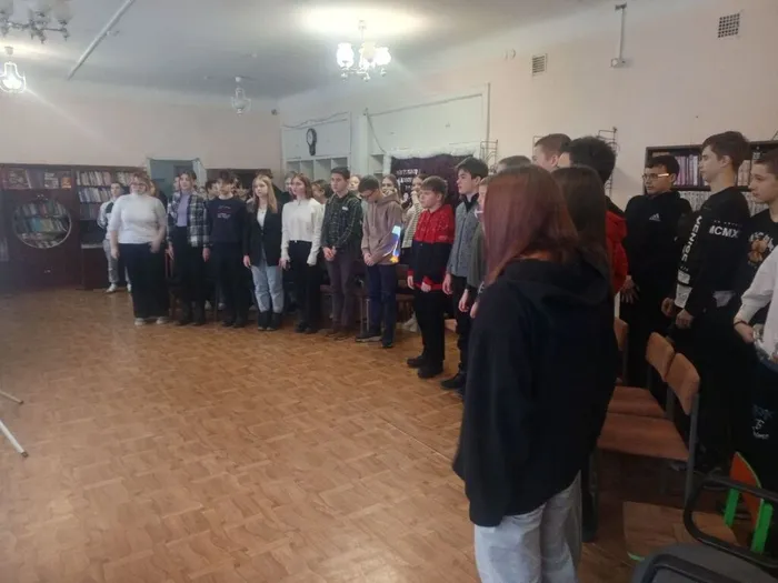 Патриотическая акция «Гордимся славою героев» в Библиотеке п.Черемухово