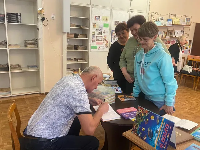 Литературная гостиная с презентацией книги Владимира Пешкова «О любви еще не все сказано»