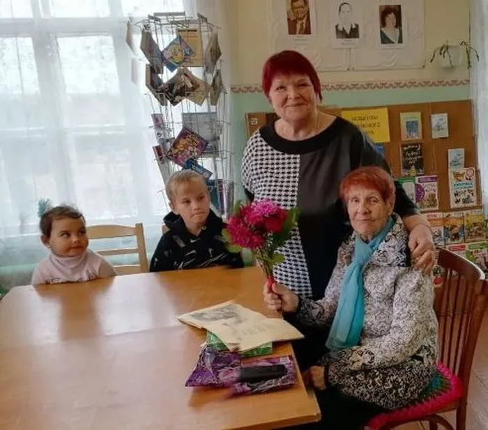 «День чтения - 2024» с Библиотекой п. Сосьва. Игра – путешествие «Шкатулка уральских сказов»