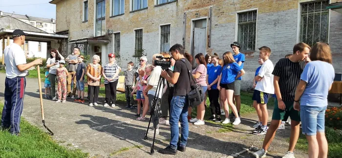 Сергей Витальевич проводит инструктаж