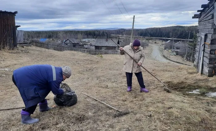«Ленинский субботник» с Библиотекой п. Сосьва