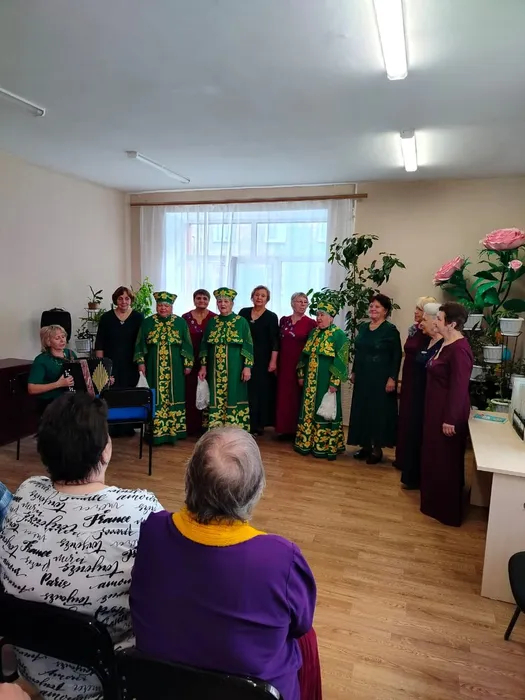 Час досуга «Янтарная осень» с Центральной городской библиотекой им. А. Н. Арцибашева