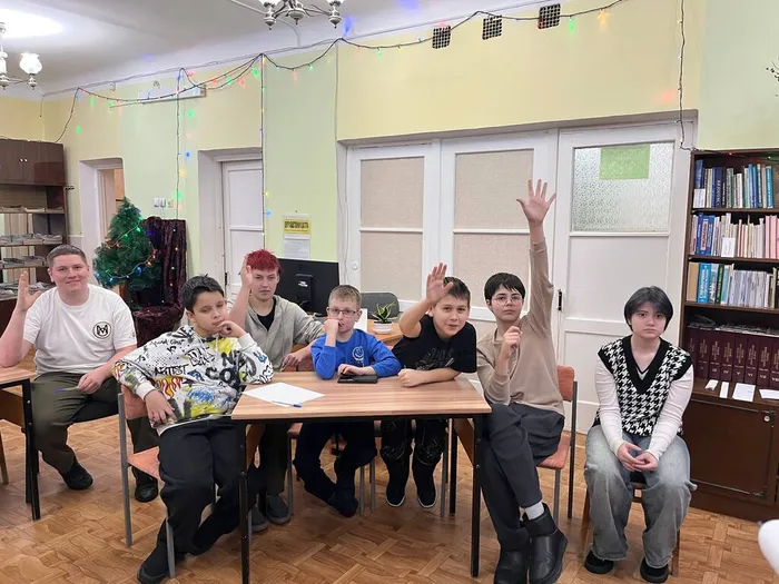 интеллектуальную игру под названием "Главный закон нашей жизни" в Библиотеке п. Черемухово.