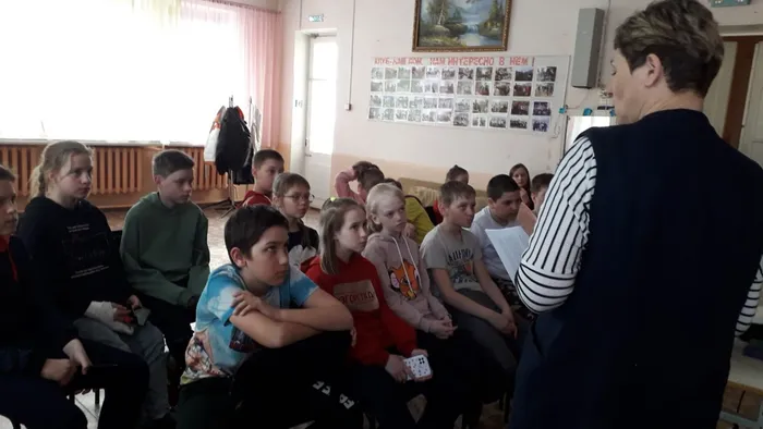 Час героизма и мужества «Лётчики возвращаются в небо…»