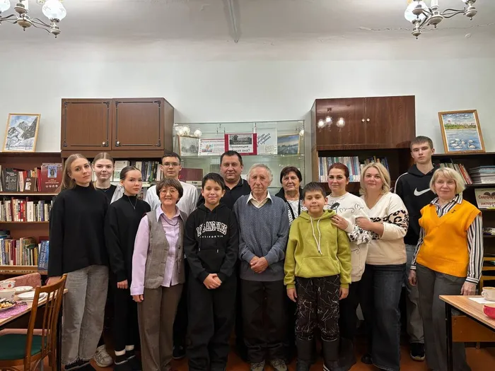 Встреча поколений «Горняцкая честь: славные традиции шахтерской династии» в Библиотеке п. Черемухово
