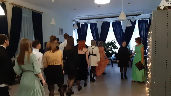 Тематический вечер «Балы в России на подмостках истории»