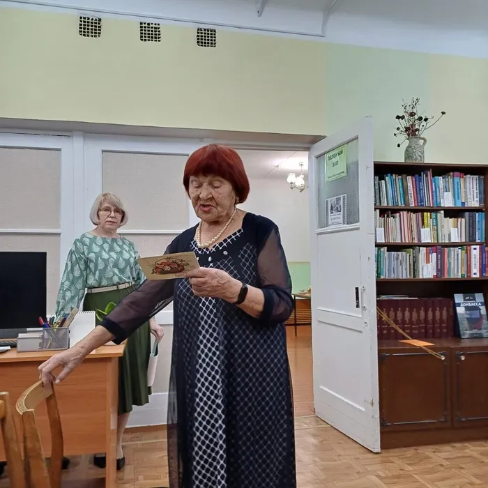 Литературная гостиная «Мама звучит, как поэма, как песня» в библиотеки п. Черемухово