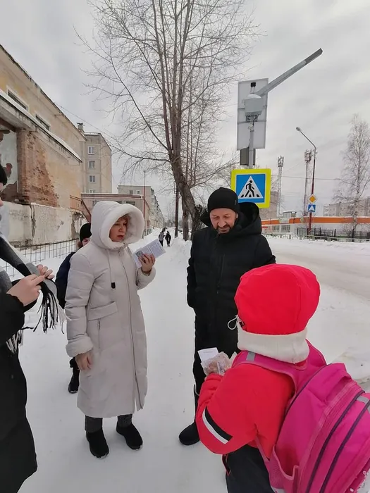Патриотический час «Блокадной вечности страницы» в библиотеке п. Черемухово