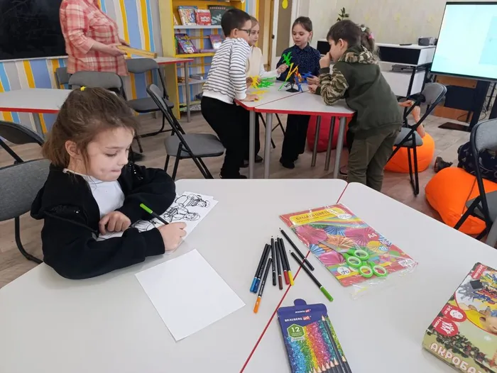 Клуб общения детей в Библиотеке для детей и молодежи (ул. Октябрьская, 29) работает и открыт для Всех желающих