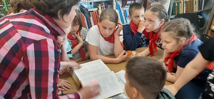 Библиотечный урок  «Словари – твои друзья»