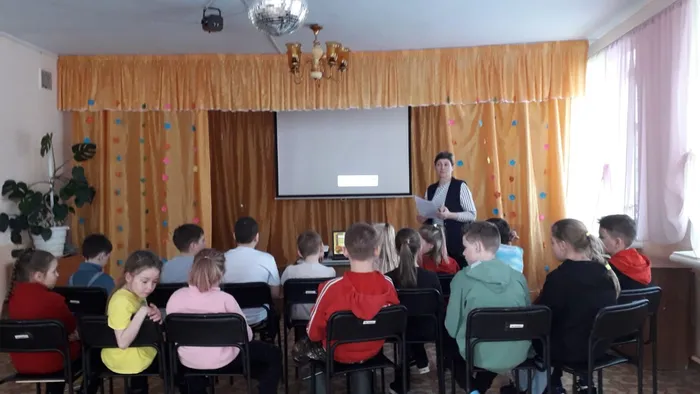 Час героизма и мужества «Лётчики возвращаются в небо…»