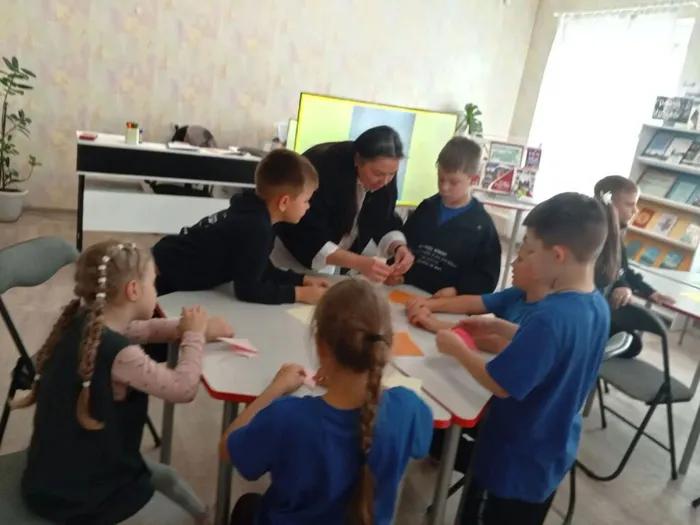 Познавательный час «Тайны слонов» в Библиотеке для Детей и Молодежи