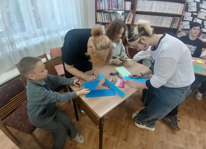 Подготовка ко Дню отца в библиотеке п. Черемухово!
