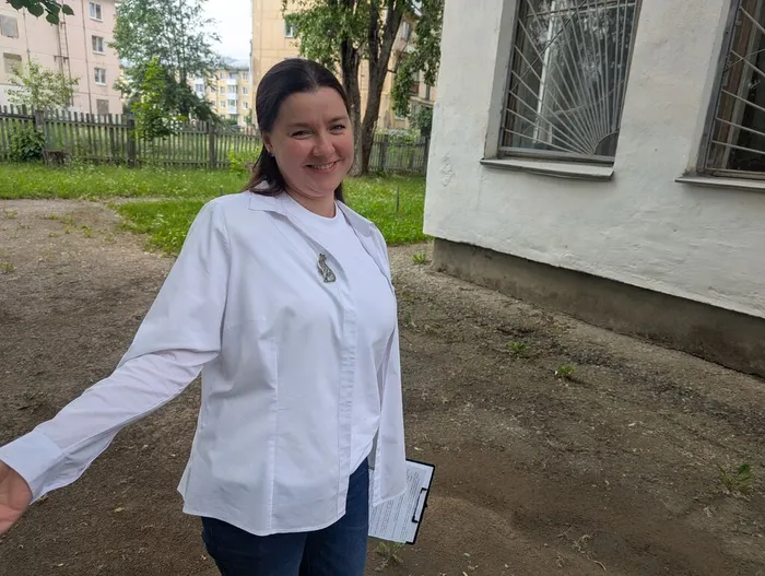 Манси — ма от «Зелёного дозора» на летней площадке «Солнцеворот» в День молодежи