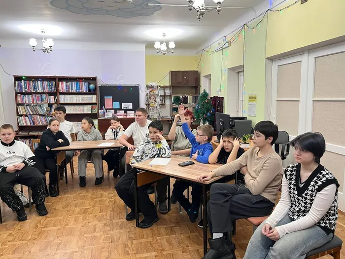 интеллектуальную игру под названием "Главный закон нашей жизни" в Библиотеке п. Черемухово.