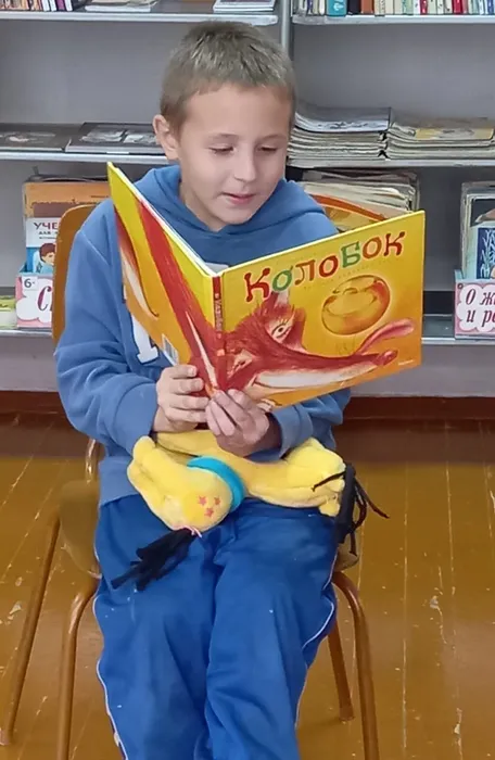 "ДЕНЬ ЧТЕНИЯ - 2024" В БИБЛИОТЕКЕ  п. Баяновка