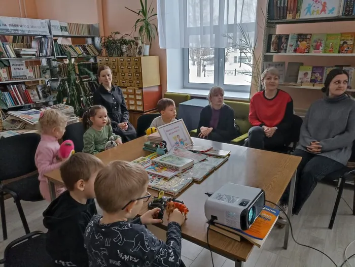 Открыта Книжкина неделя в Библиотеке семейного чтения п. Калья!