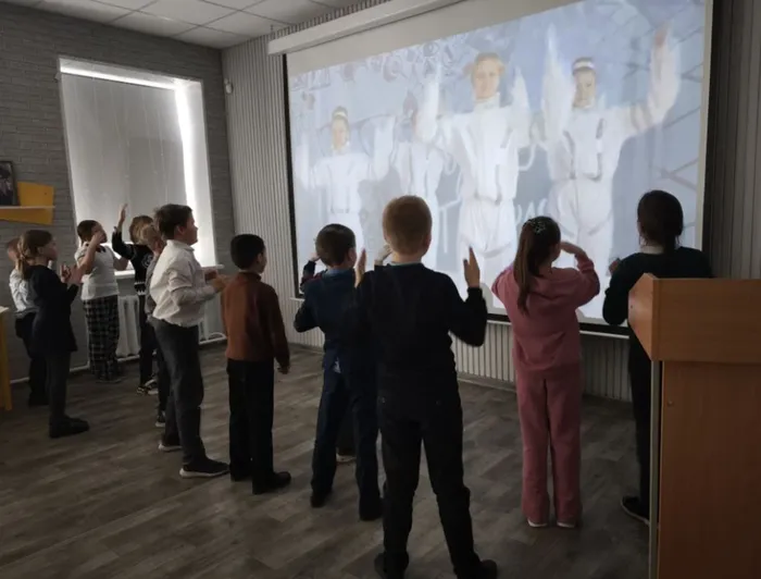 «Вперёд, к космическим далям»