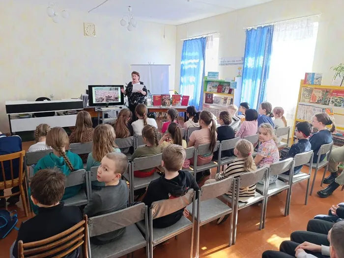 В библиотеке для детей и молодежи