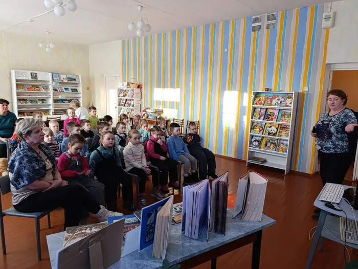 Час памяти «О подвиге твоем, Ленинград!» в Библиотеке для детей и молодежи