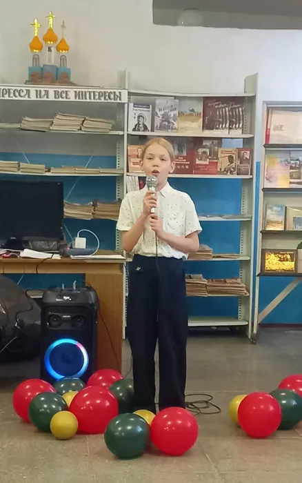 Концерт, посвящённый Дню матери прошел в Библиотеке п. Покровск - Уральский