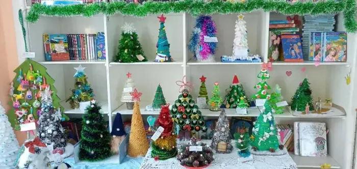 Конкурс декоративно-прикладного творчества "Новогодняя красавица"