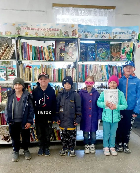 Библиотечный урок — экскурсия «Библиотека, книжка, я — вместе верные друзья» в Библиотеке п. Покровск-Уральский