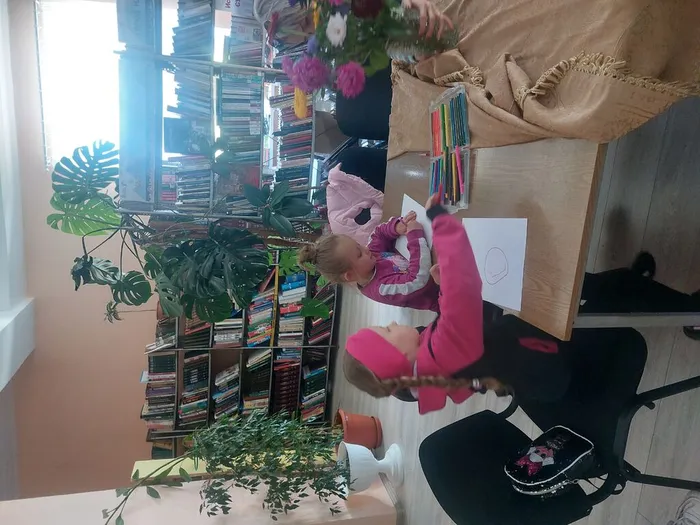 Культурно - развлекательная программа  «День семейного общения» в Библиотеке п. Калья