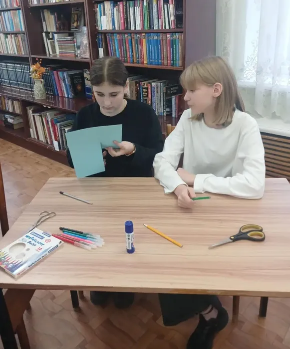 Подготовка ко Дню отца в библиотеке п. Черемухово!