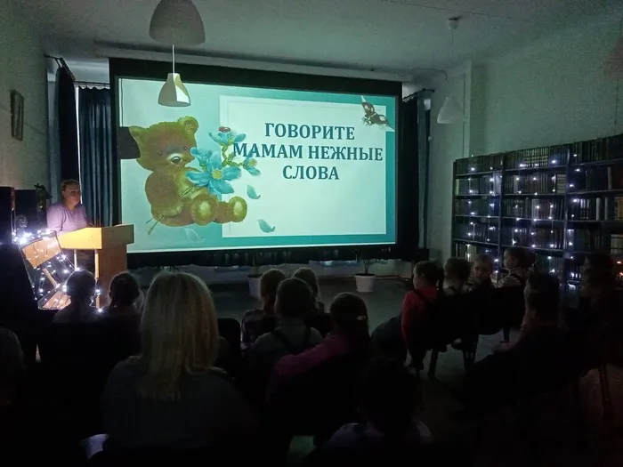 Конкурс рисунков «Все краски жизни для тебя мама!»