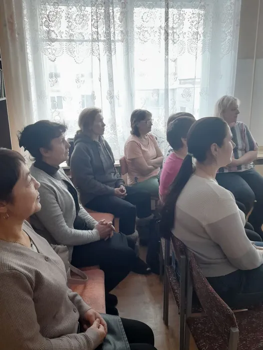 "История и современность Свердловской области" в библиотеке п. Черемухово