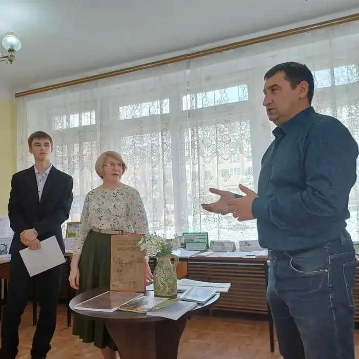 Презентация краеведческого сборника «История в деталях: предприятия поселка Черемухово»