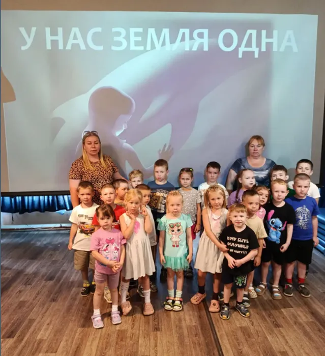 Морские гиганты и акробаты: как прошел День китов и дельфинов в Центральной городской библиотеке им. А. Н. Арцибашева.
